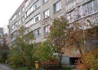 Продам 2-комнатную квартиру, 53 м2, Серпухов, улица Ворошилова, 167А