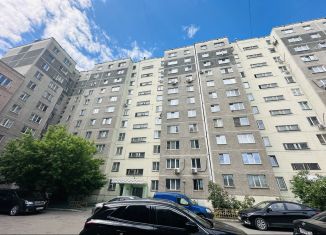 Продам 2-комнатную квартиру, 50 м2, Челябинская область, улица Братьев Кашириных, 54