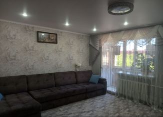 Продажа трехкомнатной квартиры, 82 м2, Чистополь, улица Вахитова, 127