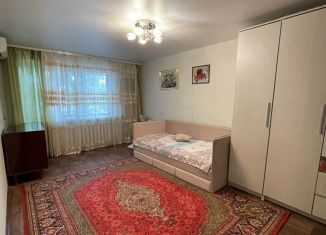 Продаю 1-комнатную квартиру, 31.6 м2, Саратов, улица имени С.Т. Разина, 93