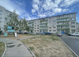 Трехкомнатная квартира на продажу, 68 м2, Зеленодольск, улица Бакы Урманче, 3