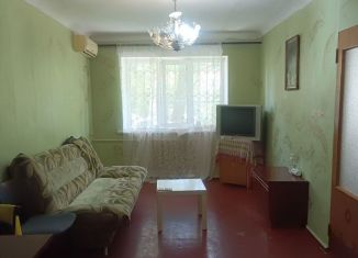 Сдается в аренду 2-ком. квартира, 45 м2, Ростов-на-Дону, улица Новаторов, 8