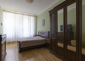 Продам 5-комнатную квартиру, 128 м2, Санкт-Петербург, 7-я Советская улица, 36, муниципальный округ Смольнинское