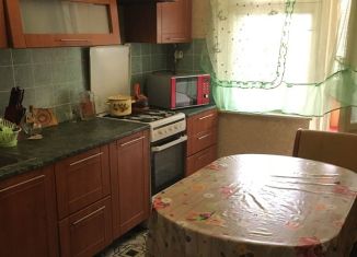 Сдается 2-комнатная квартира, 73 м2, Новгородская область, Волотовская улица, 12