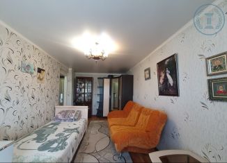 Продаю 1-комнатную квартиру, 30 м2, Абакан, улица Будённого, 78