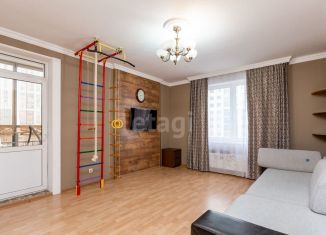 Продаю двухкомнатную квартиру, 63 м2, Екатеринбург, улица Павла Шаманова, 56
