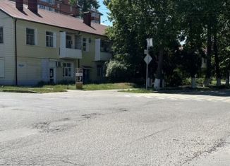 Продам помещение свободного назначения, 43 м2, Крымск, улица Свердлова, 20