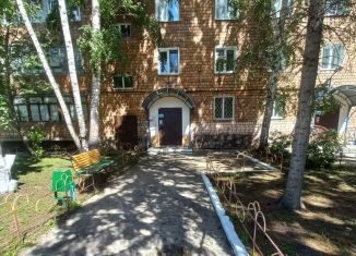 Продается 4-комнатная квартира, 74.4 м2, Назарово, улица Арбузова, 77Б