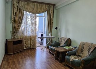 Продам двухкомнатную квартиру, 80 м2, Дагестан, улица Гамзата Цадасы, 70