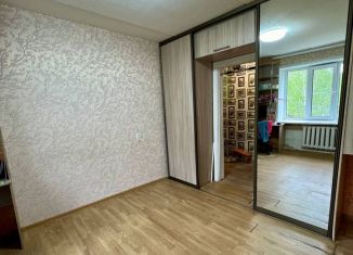 Продаю 1-комнатную квартиру, 18 м2, Смоленск, улица Маршала Соколовского, 16
