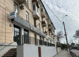 Продажа помещения свободного назначения, 50 м2, Керчь, улица Свердлова, 14
