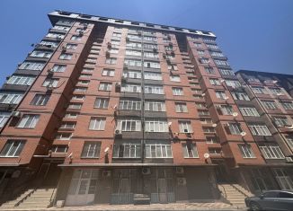 Продам 3-комнатную квартиру, 132 м2, Махачкала, проспект Амет-Хана Султана, 33Бк2, Ленинский район