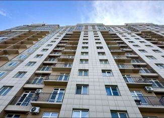 Продам двухкомнатную квартиру, 65 м2, Дагестан, улица Хаджи Булача, 17В