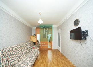 Продажа однокомнатной квартиры, 32 м2, Севастополь, улица Глухова, 3
