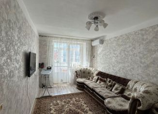 Продается 2-комнатная квартира, 52 м2, Каспийск, улица Ленина, 31
