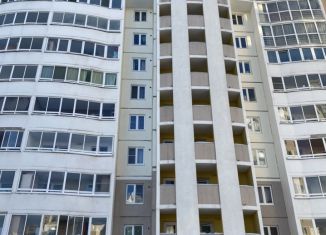Продается двухкомнатная квартира, 48.1 м2, Екатеринбург, Шефская улица, 104, метро Проспект Космонавтов