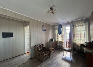 Продаю 1-комнатную квартиру, 29 м2, Артёмовский, улица Гагарина, 17