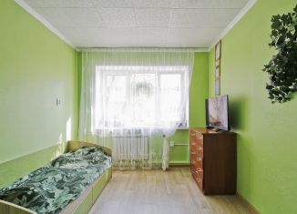 Продается трехкомнатная квартира, 54 м2, Калининград, улица Генерал-лейтенанта Озерова, 16А