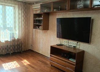 Продается трехкомнатная квартира, 95 м2, Москва, улица Зои и Александра Космодемьянских, 4к1