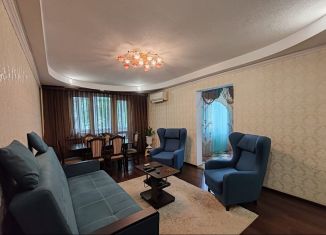 Продам 3-комнатную квартиру, 65.7 м2, Краснодарский край, улица Таманской Армии, 114