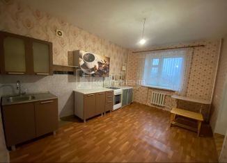 Трехкомнатная квартира в аренду, 106 м2, Владимир, улица Батурина, 37Б