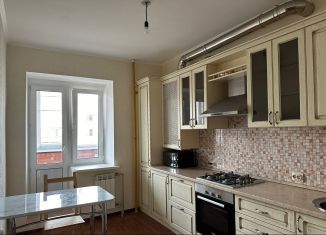 Продам 3-комнатную квартиру, 80 м2, Нижегородская область, проспект Ленина, 186к2