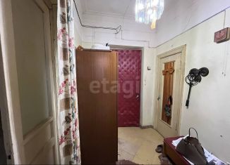 Продам 2-ком. квартиру, 58.1 м2, Озёрск, проспект Ленина, 58