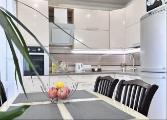 Продается 3-комнатная квартира, 83.9 м2, рабочий поселок Маркова, квартал Стрижи, 4