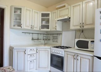 Продажа 3-ком. квартиры, 65.2 м2, Малоярославец, Мирная улица, 3А