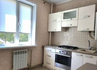 Продается двухкомнатная квартира, 50.8 м2, Курск, проспект Хрущёва, 36