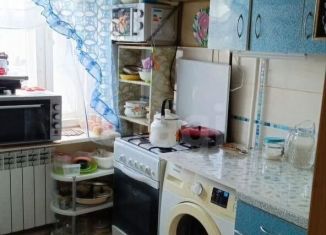 Продаю 3-ком. квартиру, 64 м2, Тутаев, Советская улица, 33