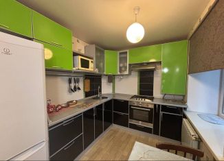 Продается 2-комнатная квартира, 56 м2, Йошкар-Ола, Красноармейская улица, 66