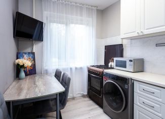 Продаю 2-комнатную квартиру, 50 м2, Краснодар, улица имени В.Н. Мачуги, 80/2, микрорайон Гидрострой