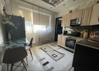 2-ком. квартира на продажу, 52 м2, Полысаево, улица Бажова, 3