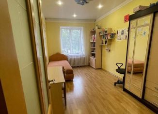 Продажа 4-комнатной квартиры, 110 м2, Сланцы, улица Маяковского, 6