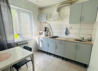 Продается 2-комнатная квартира, 44 м2, Псковская область, Вокзальная улица, 46