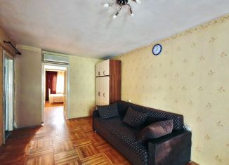 Сдам 2-комнатную квартиру, 50 м2, Краснодар, улица Селезнёва, 106, микрорайон Черемушки