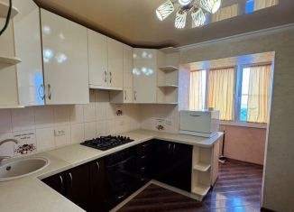 Сдается 1-комнатная квартира, 35 м2, Лермонтов, улица Шумакова, 3