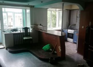 Продаю 2-ком. квартиру, 45 м2, Бугуруслан, 2-й микрорайон, 15