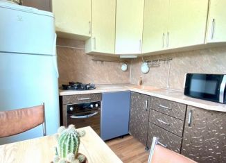 Сдаю в аренду 3-ком. квартиру, 65 м2, Щербинка, Люблинская улица, 5