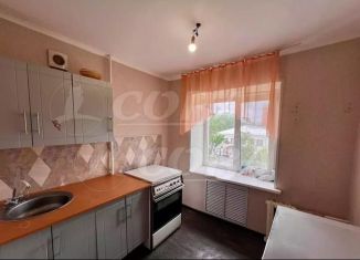 Продаю 1-ком. квартиру, 33 м2, Тюмень, улица Луначарского, 9, Калининский округ