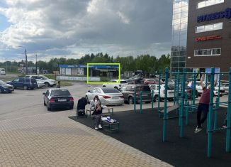 Сдается в аренду торговая площадь, 35 м2, Гатчина, улица Генерала Кныша, 1А