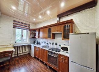 Продажа 4-комнатной квартиры, 89.6 м2, Архангельск, улица Зеньковича, 38