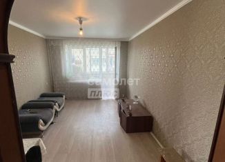 Двухкомнатная квартира на продажу, 42 м2, Малоярославец, Новотеатральный проезд, 1