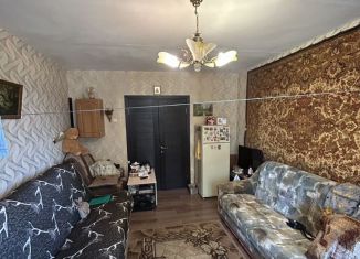Продажа комнаты, 16.6 м2, Великие Луки, улица Матвея Кузьмина, 11