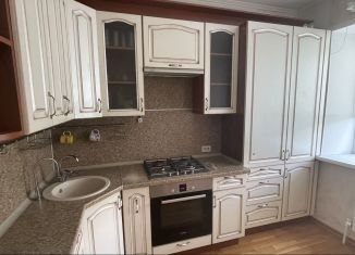 Продам 2-ком. квартиру, 55 м2, деревня Полесье, 1-й Сиреневый проезд, 26