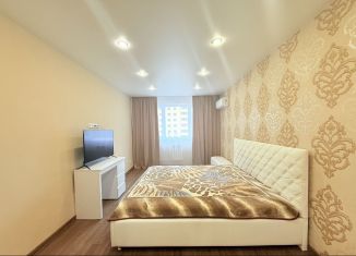 Продам двухкомнатную квартиру, 55 м2, село Раздольное, Тепличная улица, 75к1