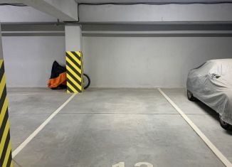 Сдаю машиноместо, 18 м2, Крым, проспект Ленина, 66