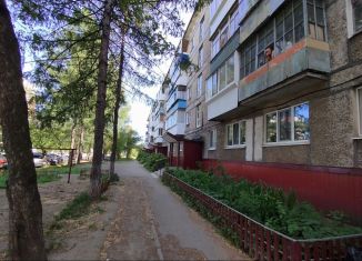 Продается трехкомнатная квартира, 60.8 м2, Свердловская область, Молодёжная улица, 24А