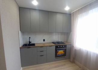 Продается 2-ком. квартира, 48.9 м2, Челябинская область, улица Труда, 35